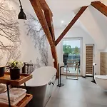 Heimelige Schwarzwaldwohnung Wald