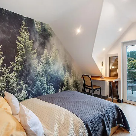 Heimelige Schwarzwaldwohnung Wald شقة هوسن