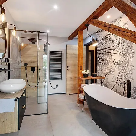 Heimelige Schwarzwaldwohnung Wald